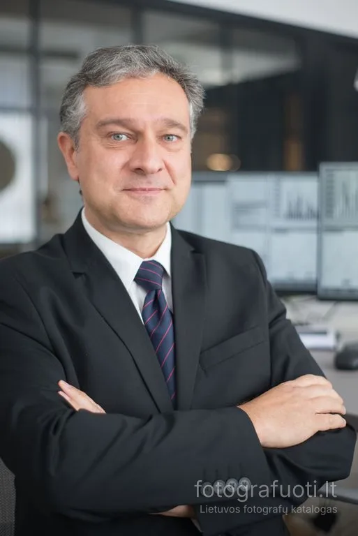 Profesionali verslo portreto fotosesija
