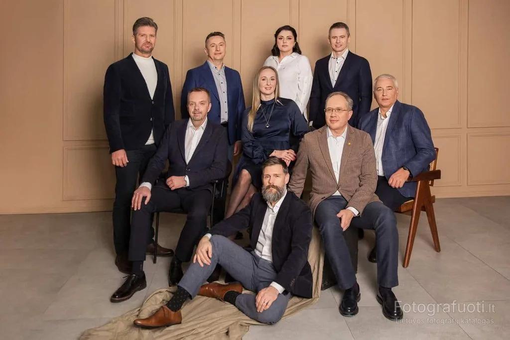 BRAND STRATEGY: įmonės įvaizdžio fotosesija (kaina už val.)