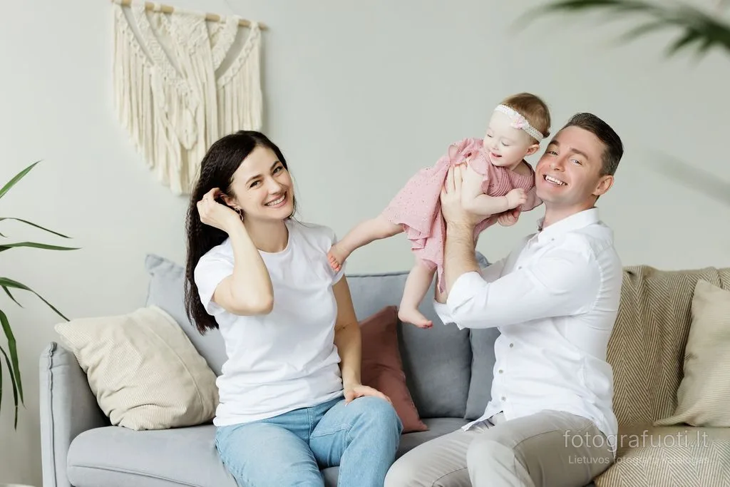 Šeimos fotosesija namuose